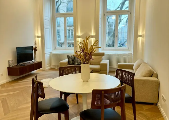 Maison Frank